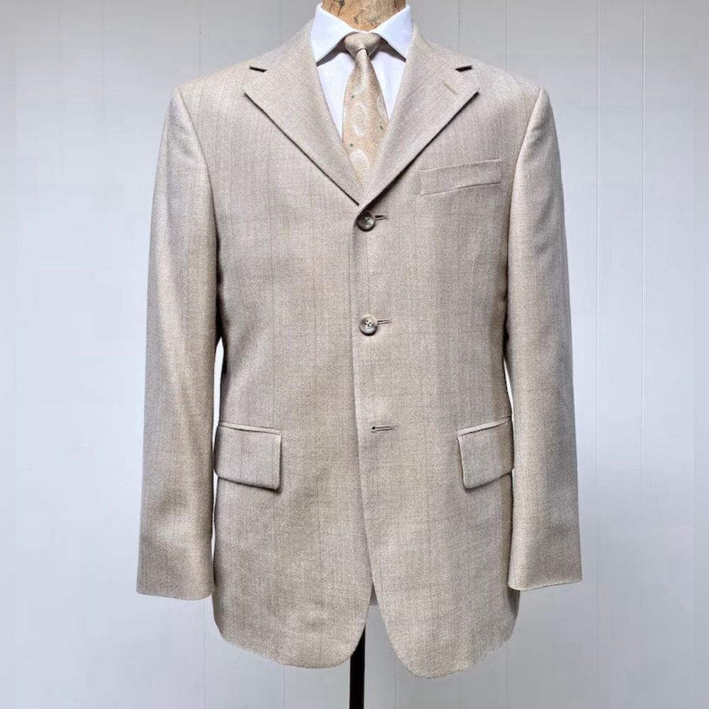 Vintage Oscar de la Renta 3 Button Sport Coat, Beige Silk-Wool Blazer Size 44L